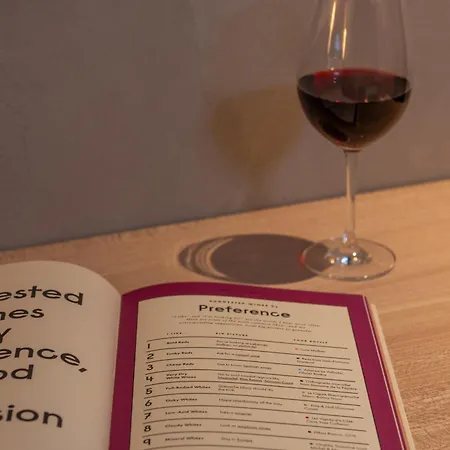 Wine Loft * بانيو فينيوني